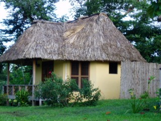 The Lodge at Big Falls in the Toledo District of Southern Belize is a first class ecolodge in a beautiful rainforest setting near Mayan Ruins, jungle rivers and local culture offering superb birding, kayaking, hiking, snorkelling, tropical flora and fauna, jungle trekking and a wide range of tours with excellent guides