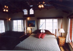 The Blue Tang Inn, formerly known as Rocks Inn,  is the perfect tropical vacation hideaway for scuba divers in San Pedro, Ambergris Caye, Belize.