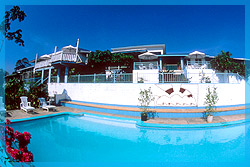 Conveniently located on the Highway to Maya History, The San Ignacio Resort Hotel is situated on a hill just along the Macal River in San Igancio providing you with the only jungle in town